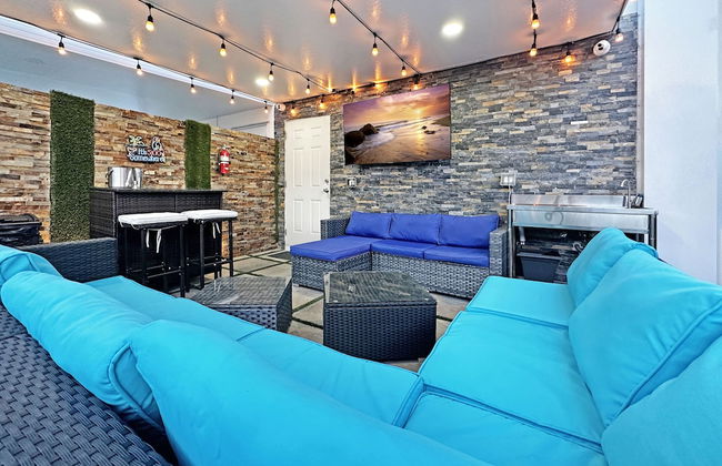 Experience Luna Sky! 65" TV Bar BBQ go FL Keys - Foto 49