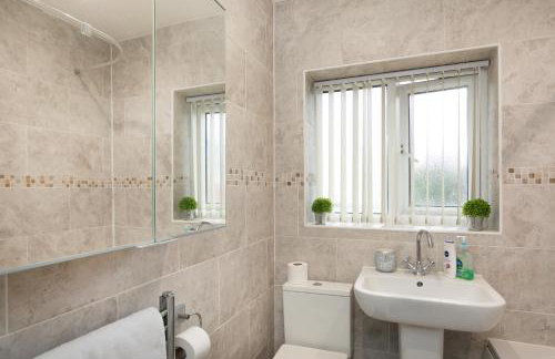 Nottingham Top Serviced Home - Chayil Experts - Foto 79