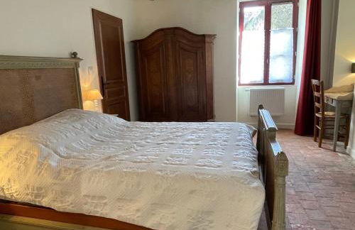 Gîte La Maison des Poètes de 1 à 6 personnes à Treigny Perreuse - Foto 35