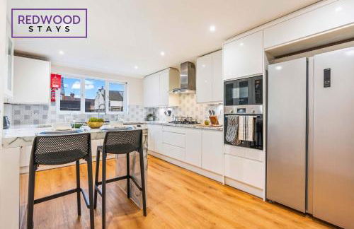 Cozy Family & Contractor Home 3X FREE Parking by Redwood Stays - Foto 35