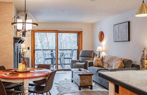 Upscale Couple's Getaway Hot Tubs - Foto 9