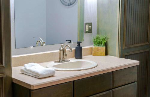 Liberty Lodge Pool & Hot Tub Game Room BBQ - Foto 56