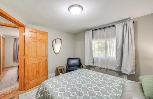 Walk to Water Lake House in Suring! - Foto 15