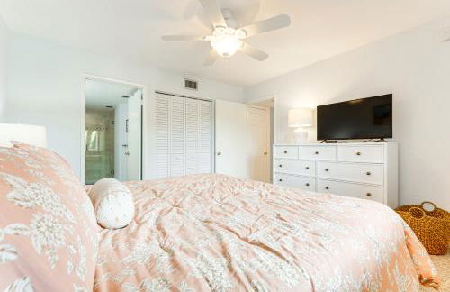 2 Mi to Jupiter Beach Condo with Lake Views - Photo 9