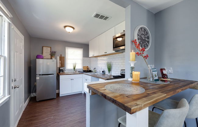 Medical District Gem - Photo 5