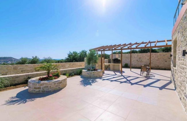 Villa Harmony in Kamilari - Photo 11