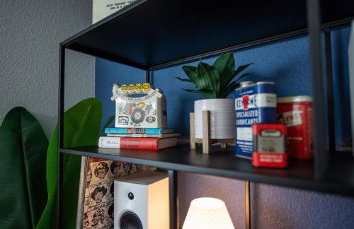 Mid-Century Modern Home - Hot Tub and Game Room - Foto 50