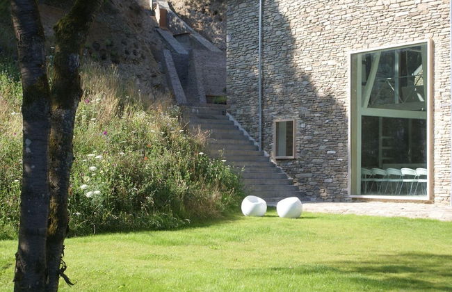 Grand Retreat in Redu - Photo 3