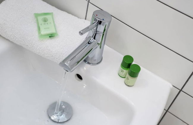 Host Apartments The Roscoe Carriage House - Photo 24