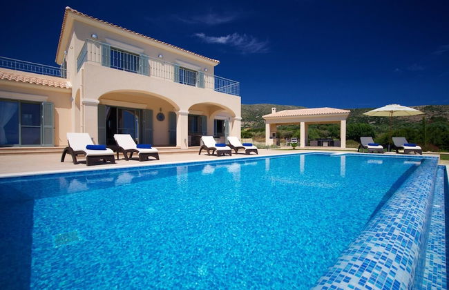 Villa Aglaia in Mavrata - Photo 3