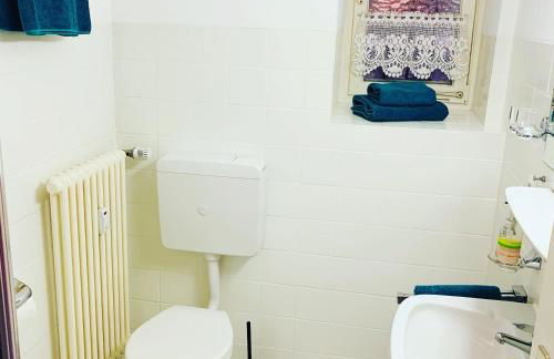 Ferienwohnung Marie - WLAN, Küche, im Ortskern, Einkaufsläden in der Nähe - Foto 8