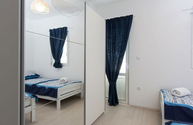 Apartment in Seget Donji Near Trogir Old Town - Photo 7