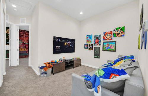 Magical Themed Home Near Disney - Foto 14