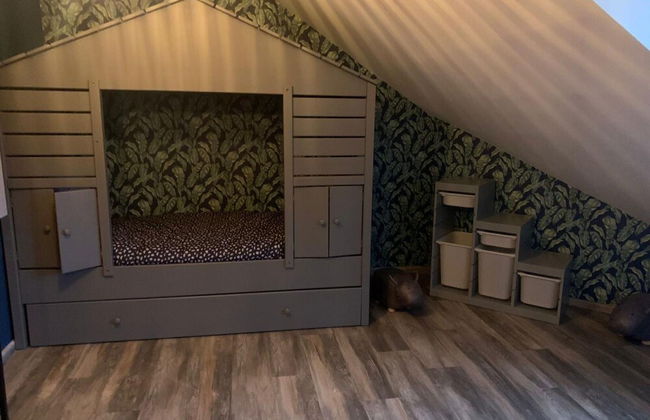 Elegant Family Stay, Wallonia - Photo 3