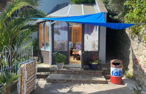 The Retro Retreat with free parking - Foto 31