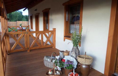 Dom drewniany na Kaszubach, rzeka, las, pola, niedaleko jeziora - Foto 35