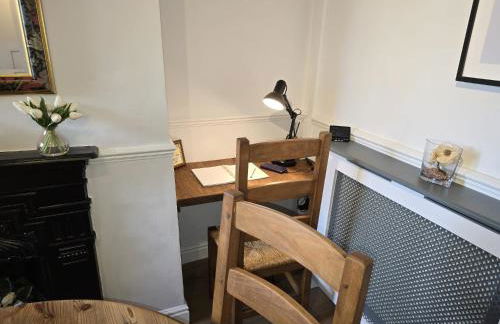 Free Parking, Outdoor Decking - Flanders Cottage - Foto 41