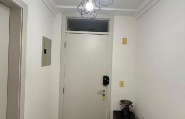 Camboinhas - Piscina e Garagem na Rua da praia - Foto 10