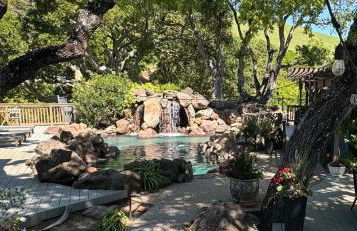 Relax and Rejuvenate- Lafayette Treehouse with Cave Spa, Waterfall, and Incredible Views - Foto 64