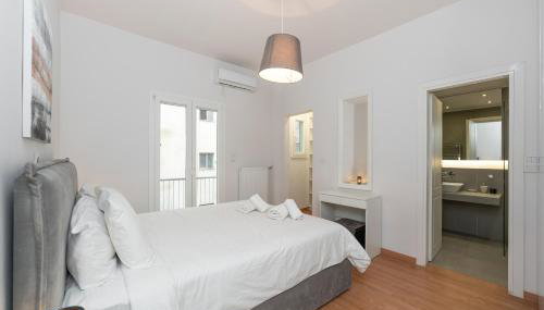 Modern Family Apartment w/Balcony near Acropolis - Foto 4, wardrobe