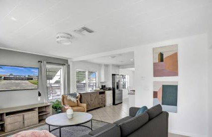 Palm Wave Says - 5 Star - Quiet Area - Stocked - Foto 10