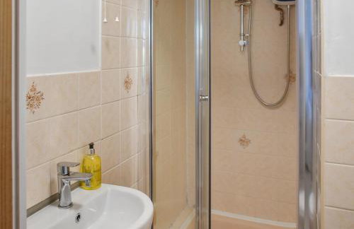 Wheel Cottage - Photo 13