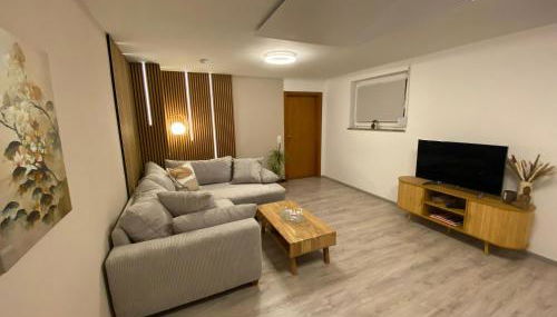 Gemütliche Souterrain Wohnung Nähe Phantasialand mit Parkplatz - Photo 3