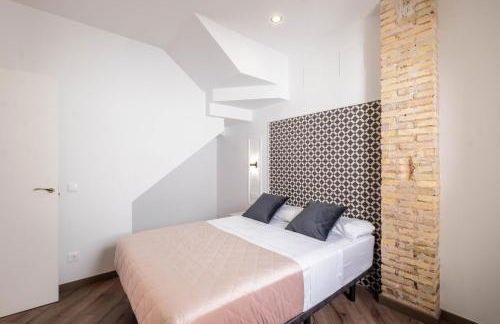 Spacious Penthouse with Massive Terrace - Photo 37