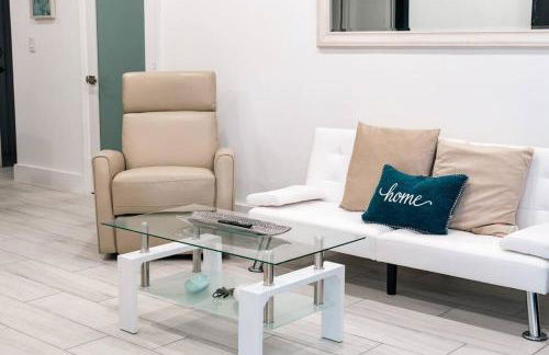 Luxury Retreat 3B ,2Ba POOL , Coral Gables Center - Photo 59