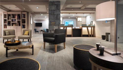 MGM Hôtels & Résidences - Résidence Le Roc Des Tours - Foto 3, Lobby or reception