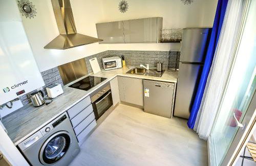 Oceanfront Duplex with a Rooftop Pool and Terrace - Foto 40