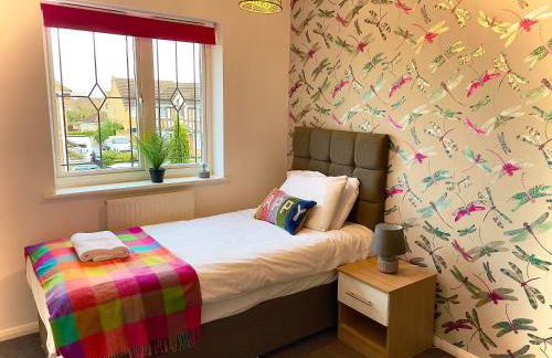 Charming Home in Wellingborough - Photo 14