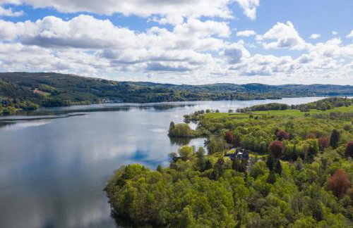 Fox Corner, Ambleside, romantic retreat for two, dog friendly, hot tub - Photo 37