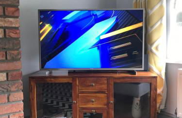 Charming 3 bedroom house with a warmth character - Photo 2