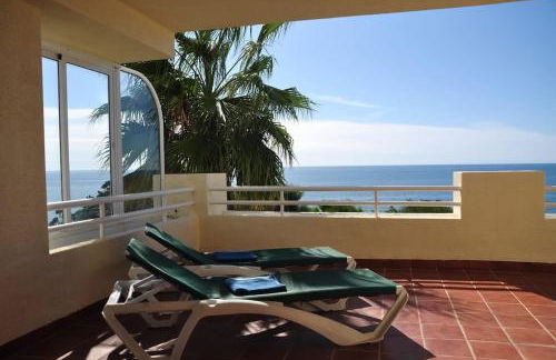 Spectacular 3 bedrooms Sea Views apartment - Photo 64