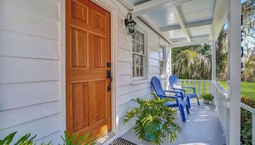 Sea Glass Cottage on Duke - Three Bedrooms Downtown Beaufort - Photo 3