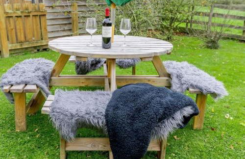 Cottage at The Butchers Arms - Photo 6