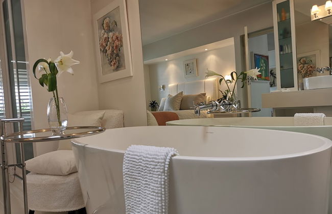 Village Square 10 - Photo 11