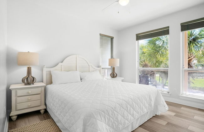 Destiny Beach Villas 17 Between the Waters - Photo 2