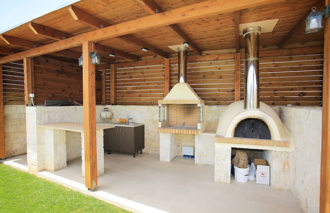 Villa Elpida - Photo 31