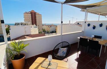 Duplex with private Rooftop and views - Photo 25