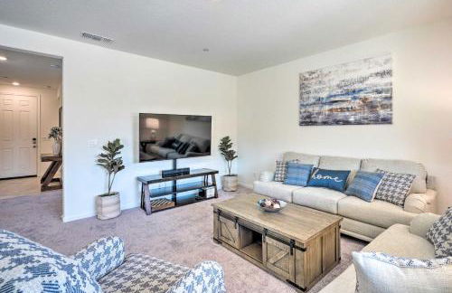 Sacramento Retreat with Yard about 13 Mi to Dtwn! - Photo 2