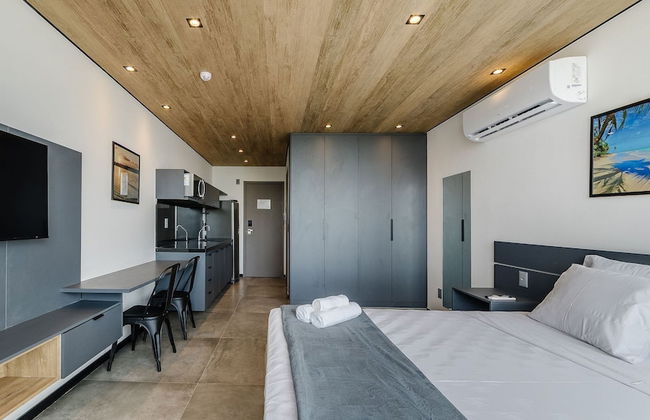 NWTs - Estúdios com Vista Lateral Mar - Photo 24