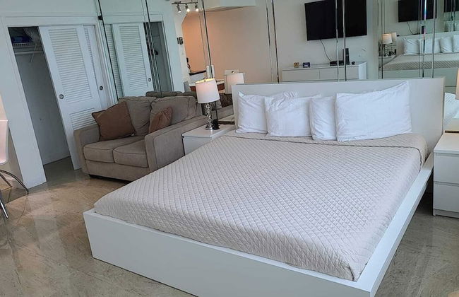 Castle Beach Club Apartments - Photo 48