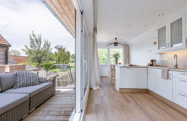 Vacation Home in Damme With Sunny Garden and Views - Photo 11