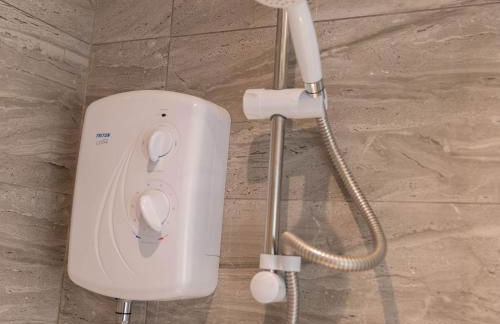 Four Bedroom House - Parking - Garden - Netflix 22C - Foto 60