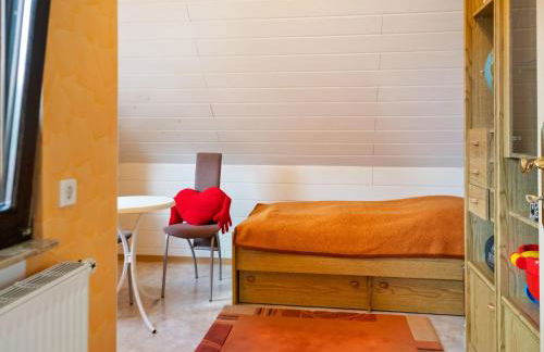 Charmante Dachgeschoss Ferienwohnung im Erzgebirge - Foto 39