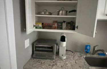 Cozy en suite with high ceilings - Foto 8