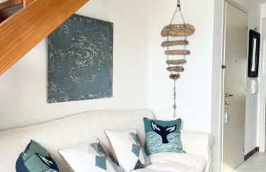 Attico vista mare con parcheggio privato - Foto 8