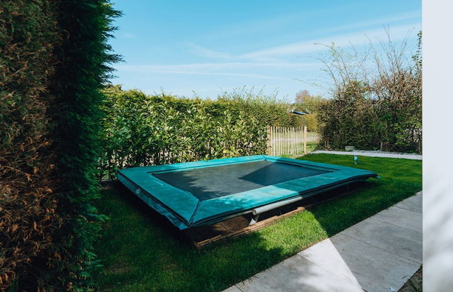 Large, Elegantly Furnished Holiday Home With Lots of Privacy on a Family Park - Foto 19